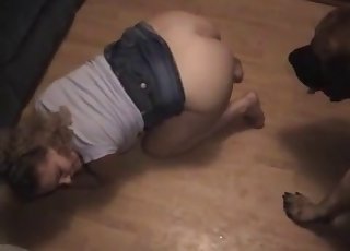 Blond-haired chick licked by her fave mutt