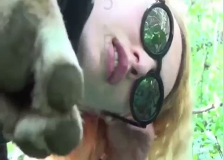 blond-haired chick with a pink vag needs dick