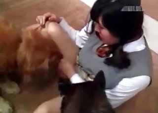 Japanese schoolgirl wants to fuck a dog